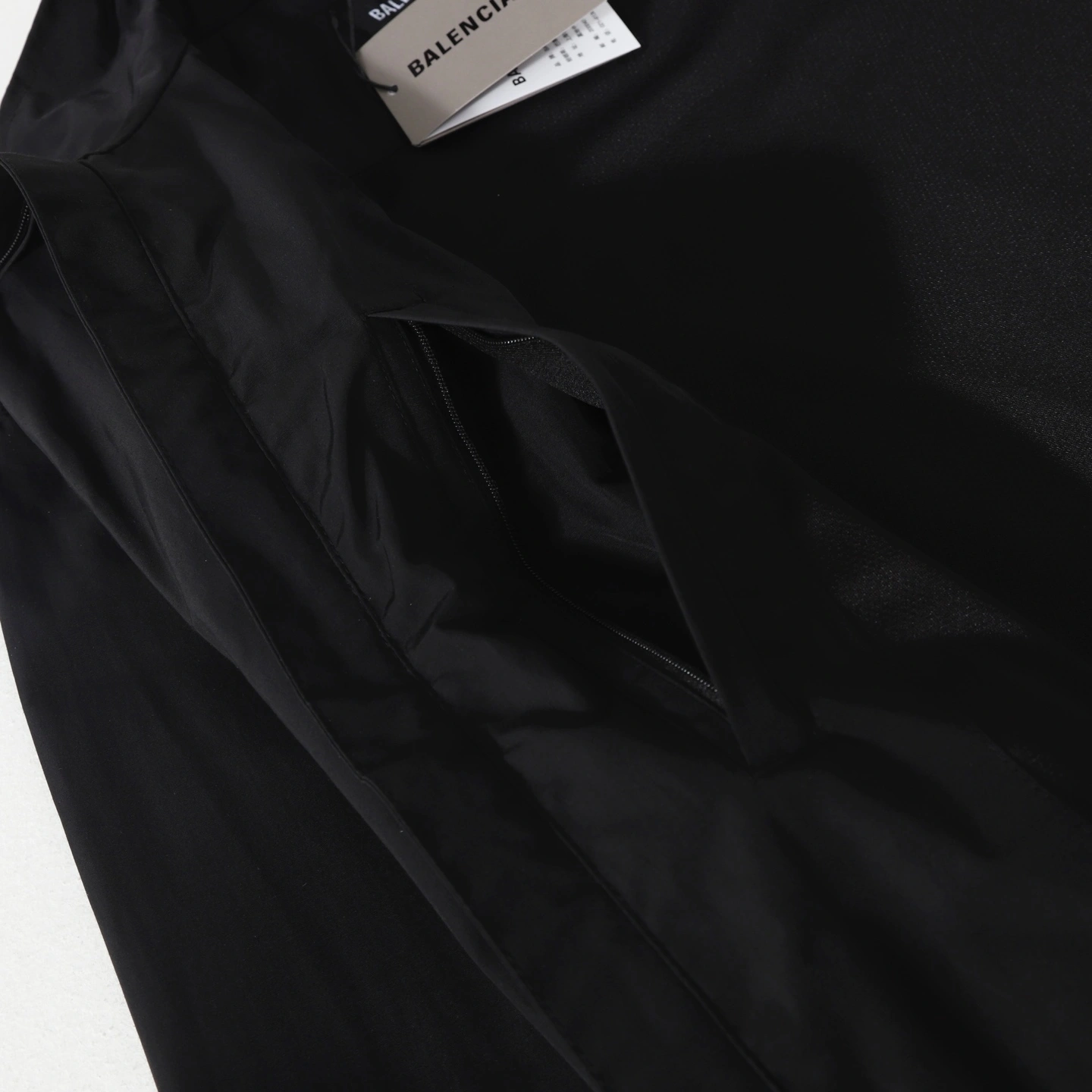 &wg.luxury-- 218593i16 01 Embroidery oversize item:E-F000G2293H